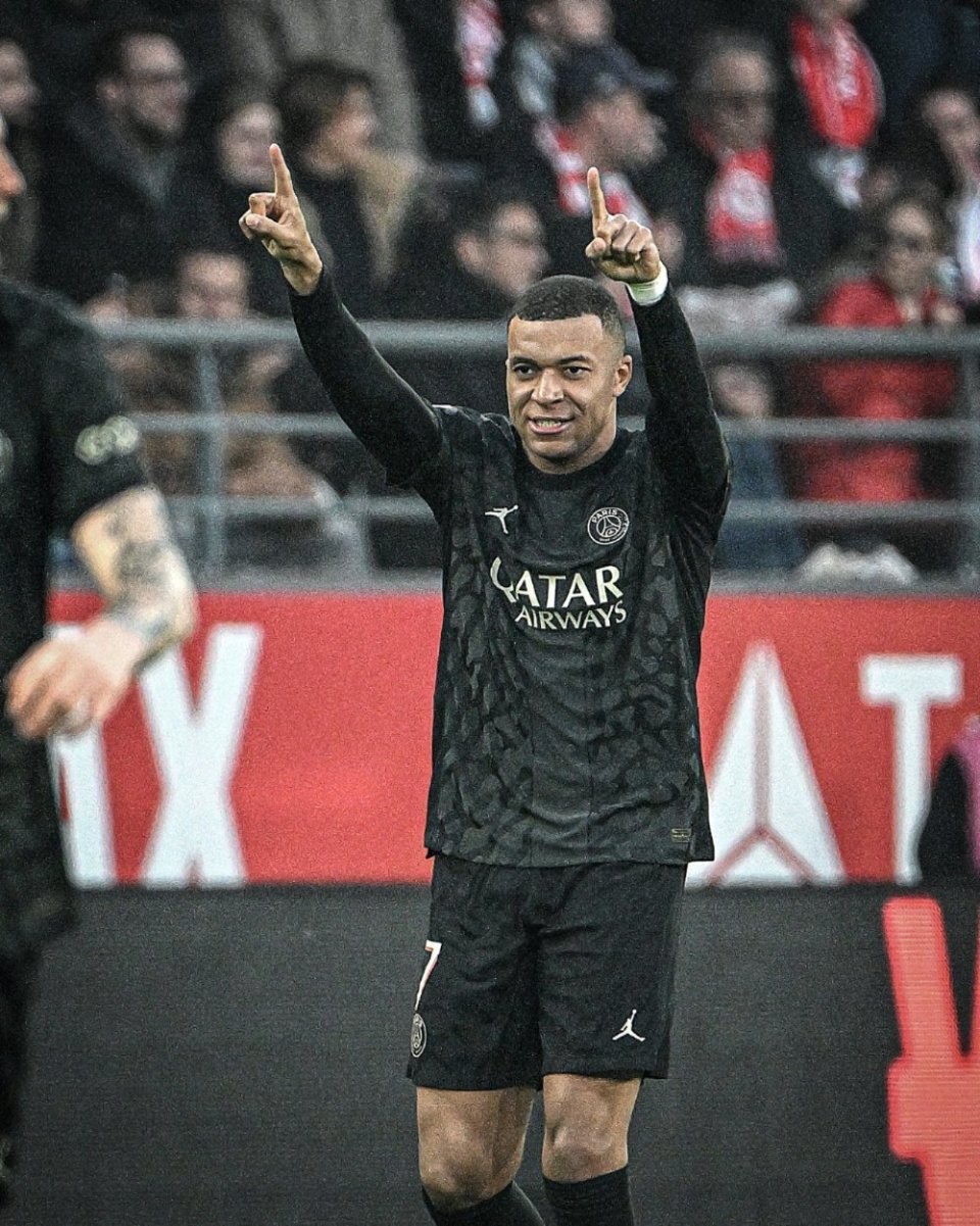 CBA：上海男篮主场告捷