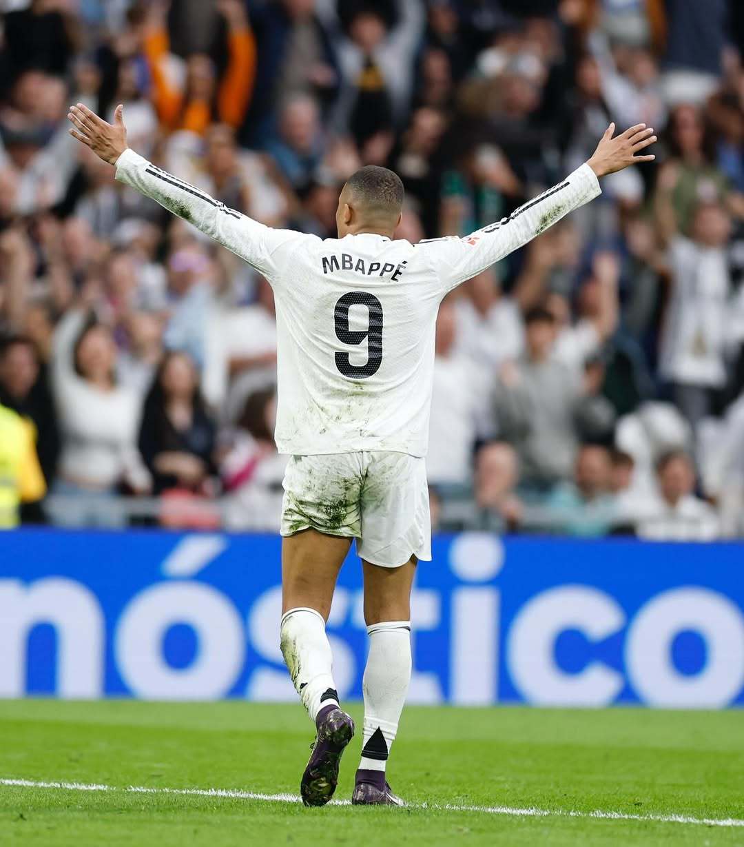 《蔚蓝档案》一周年庆典「GO！基沃托斯少女」正式开幕，众多跨界合作惊喜登场！